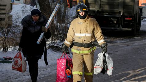 death toll in russian apartment collapse rises to 28