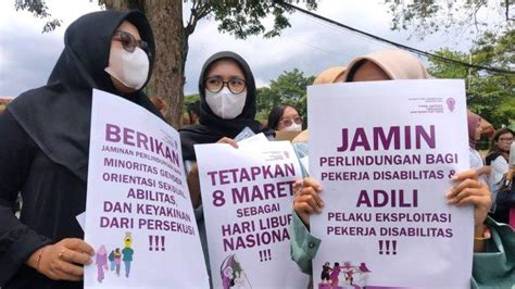 Parade Foto Unjuk Rasa Memperingati Hari Perempuan Sedunia 2023 Di Bandung Tribunjabar Id