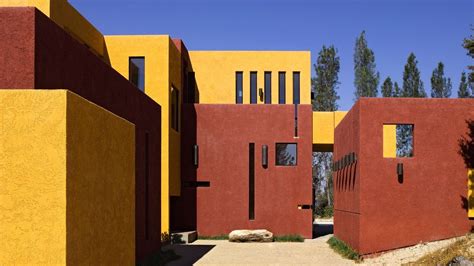Colour In Contemporary Mexican Architecture Bbc Culture