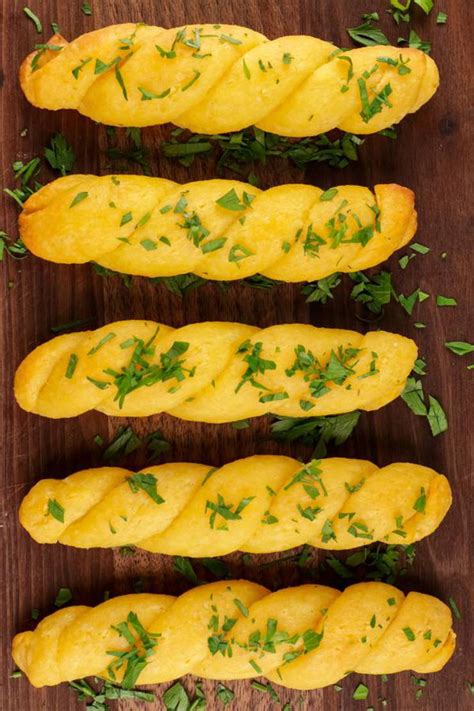 The bottom line a ketogenic diet can … BEST Keto Garlic Cheddar Bread Twists! Low Carb Fathead