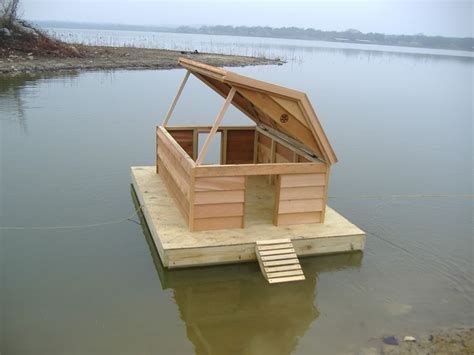 We use straw for bedding in our duck house since it makes tara dyer on june 17, 2019 at 11:42 am. floating duck house plans - Yahoo Image Search Results ...