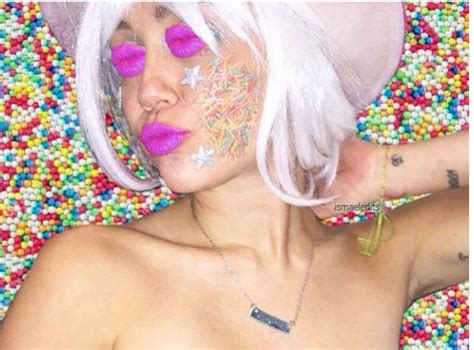 Miley Cyrus de nouveau nue sur Instagram ses fans choqués la