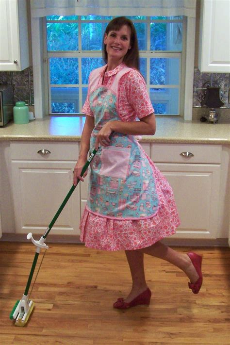 Retro Apron Mopping The Kitchen In My Retrorevivalbiz Apron Sissy