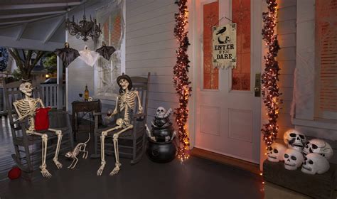 16 Halloween Decoration Themes Ideas For A Spooky Home