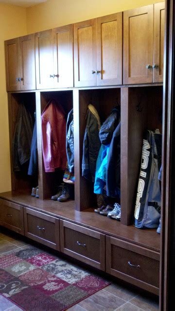 mudroom lockers traditional closet minneapolis