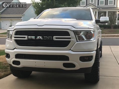 2019 Ram 1500 Fuel 576 Readylift Leveling Kit And Body Lift Custom Offsets