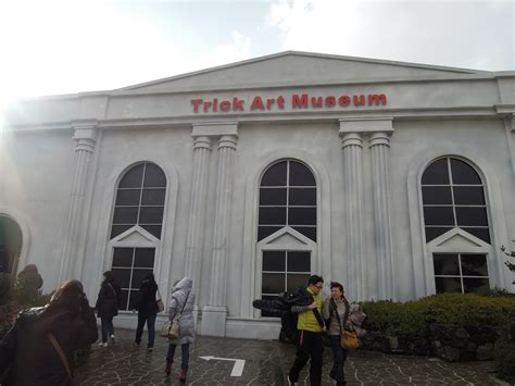 Surrounded by lowlands, mountains, and paddy fields, makes semarang perfect to visit for some excursions. Linda Travelogue: Trick Art Museum Jeju