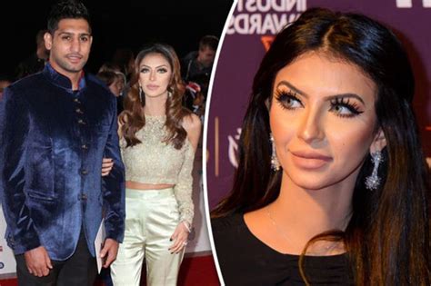 Amir Khans Wife Faryal Makhdoom Crops Him Out Of Picture As Bitter