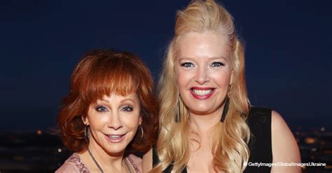 Reba And Barbra Jean Are Bffs In Real Life Heres Why