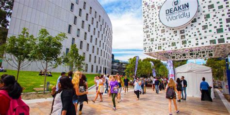 Deakin Stem Scholarship For International Students To Study In