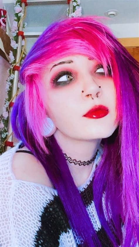 Emo Purple Hair Emo Girl Hairstyles Pastel Goth Makeup Emo Makeup