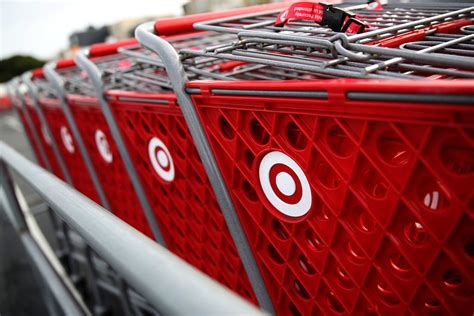 target will raise hourly minimum wage to 15 an hour