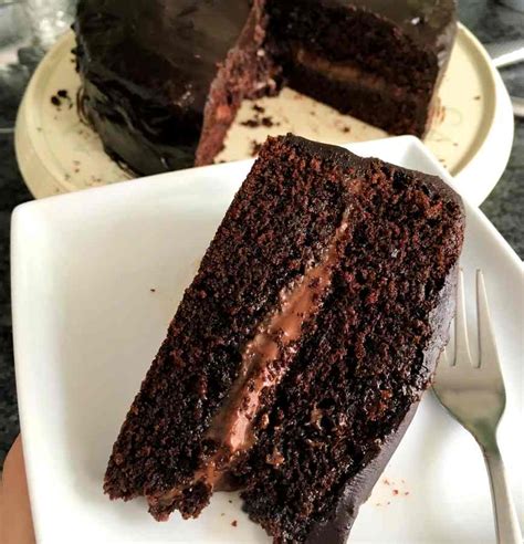 There are seven (yes, seven!) different types in this guide. Chocolate Cake With Apricot Filling | Recipe | Cuisine Fiend