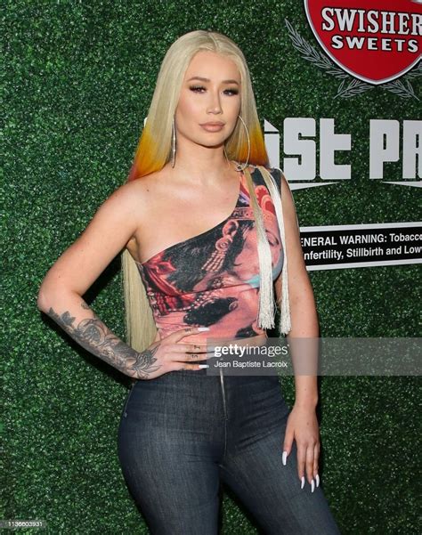 iggy azalea attends the swisher sweets awards honoring cardi b with news photo getty images