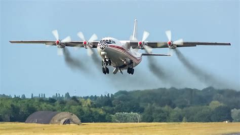 4k Incredible Smokey Antonov An 12 Landing And Take Off At Liège