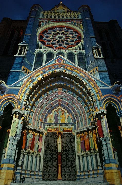 Chartres Cathedral Marks The High Point Of French Gothic Art The Vast
