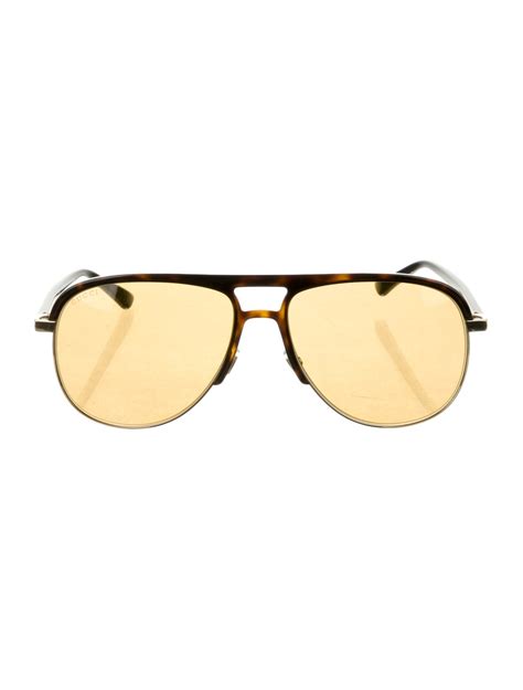 gucci aviator tinted sunglasses black sunglasses accessories guc1437056 the realreal