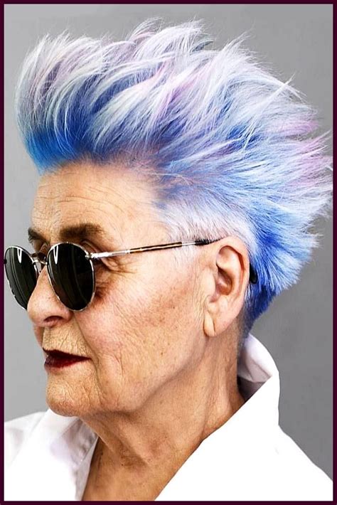 31 Pixie Haircuts For Women Over 50 To Enjoy Your Age Extremely Short
