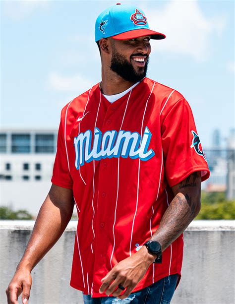The Marlins Bring Back Classic Jerseys For The 2023 Season Qualisidtucgr
