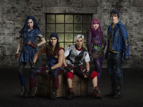 Descendants 2 Shows You Ways To Be Wicked In New Trailer And Music