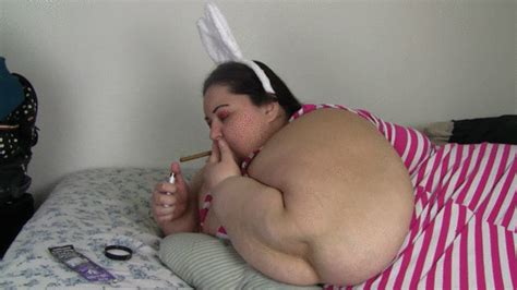 Ssbbw Apple Bomb Is Laying In Bed And Smoking In Bunny Ears The Best