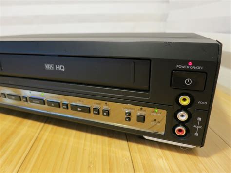 Philips Dvd740vr Dvd Player Vcr Vhs Recorder Combo With Av Cables Dvd