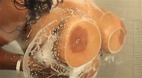 Big Soapy Tits Sliding Across Glass Shower Door RopeMaster