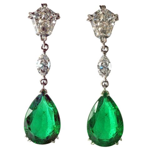 Very Fine Platinumemerald And Diamond Earrings Emerald Jewelry Beautiful