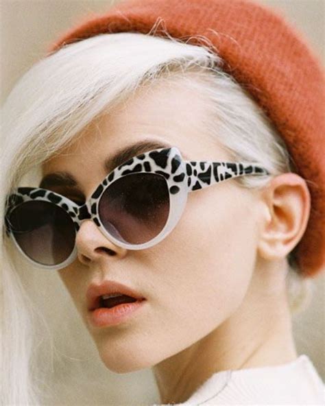 Pin By V Duff On Eye Flair Funky Glasses Round Sunglass Women