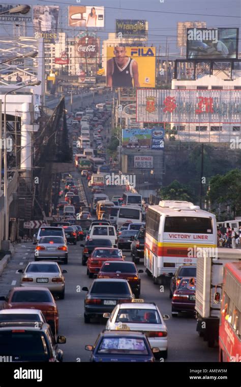 Manila Traffic Stock Photos And Manila Traffic Stock Images Alamy