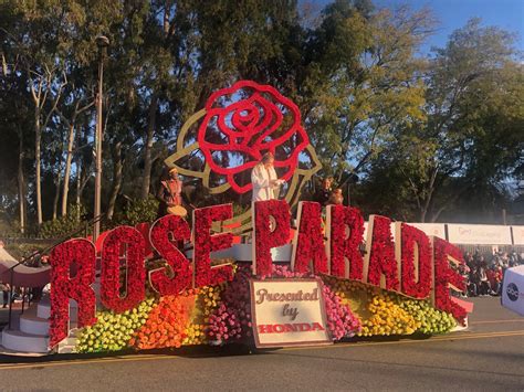 En ImÁgenes Regresó El Tradicional Desfile De Las Rosas En Pasadena