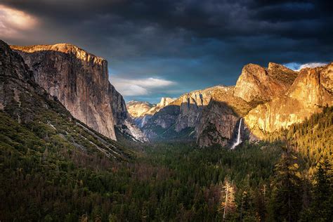Yosemite Evening Light Photograph By Andrew Soundarajan Fine Art America