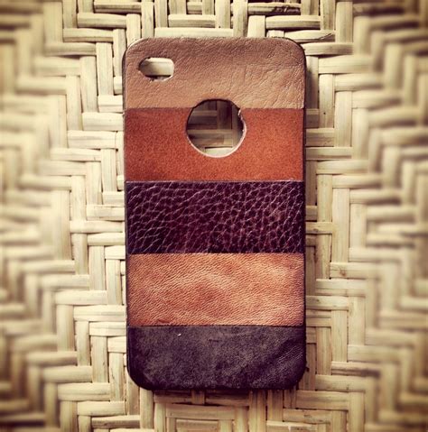 Maybe you would like to learn more about one of these? DIY Leather Phone Case | Diy leather phone case, Leather diy, Diy phone case