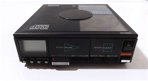 Mircogarau The First Portable Cd Player Philips Cd 10 Car Adapter