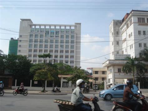 Giám đốc bệnh viện bệnh nhiệt đới tp.hcm: Học viện Y- Dược học cổ truyền VN