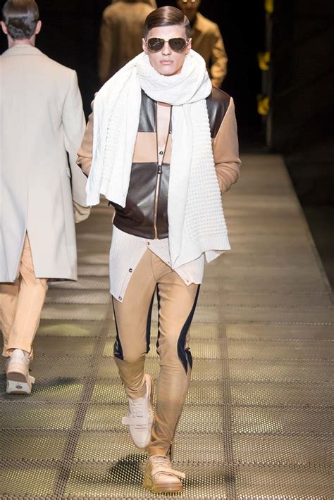 Versace Fall 2015 Menswear Fashion Show Fashion Menswear Fashion