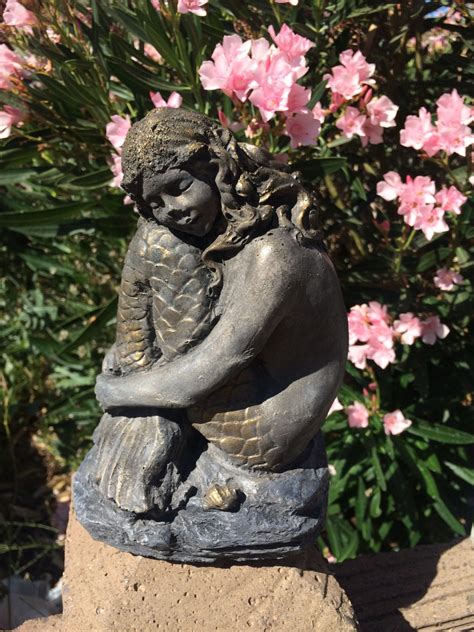 Dreaming Mermaid Yard Garden Decor Concrete Statue