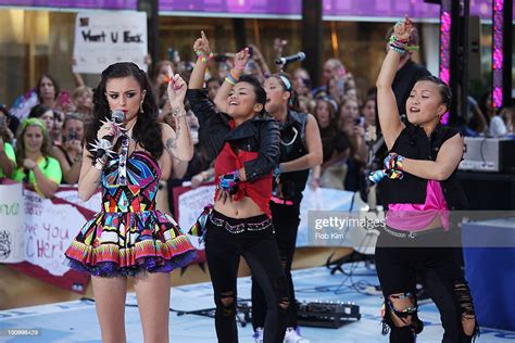 Cher Lloyd Performs On Nbcs Today At Rockefeller Plaza On August