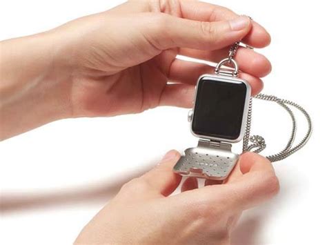 Bacardo Hammered Apple Watch Cover Turns The Smartwatch Into A Pocket