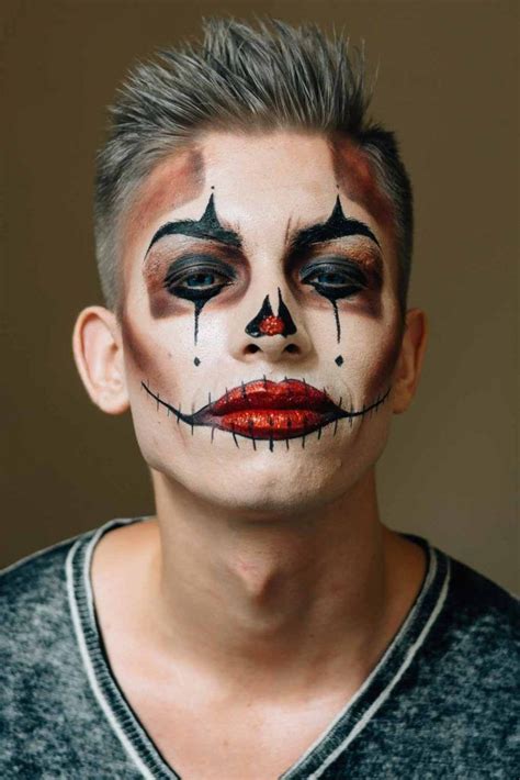 Scary Clown Halloween Makeup For Men