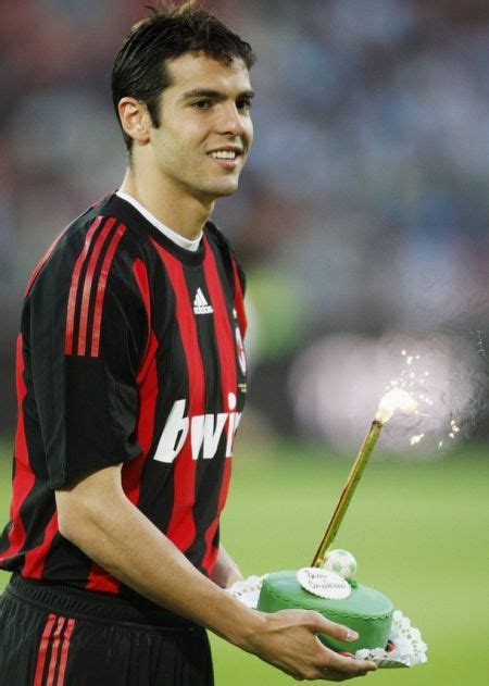 Born 22 april 1982), commonly known as kaká (portuguese: The Best Footballers: Kaka, the international football player of Brazil