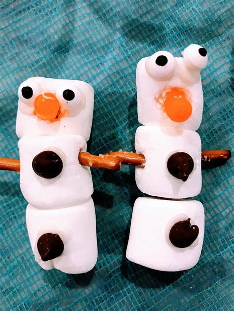 Marshmallow Snowman Craft Platein28