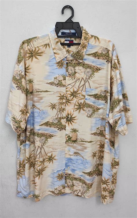 Vintage Archive S Tommy Hilfiger Hawaiian Aloha Rayon Shirt
