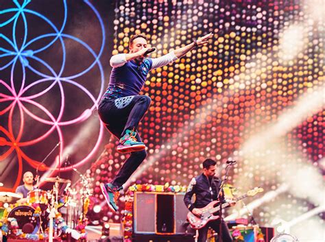 Review Konser Coldplay Di Asia Nada Promotama Mojo Barriers Indonesia