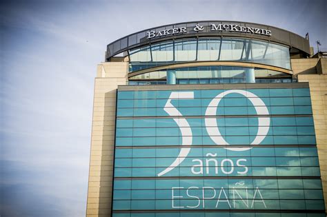 Escuela de negocios ebf en a coruña (galicia). baker - EFBS Escuela de Finanzas