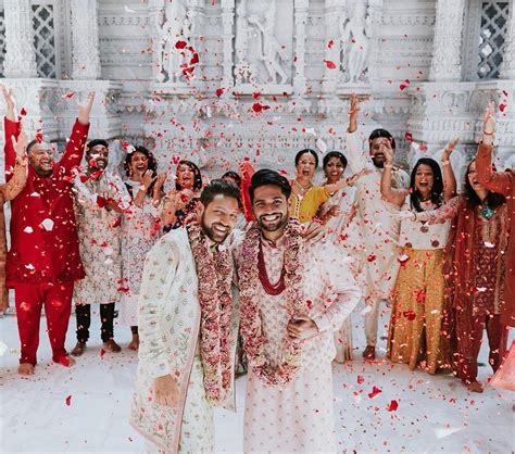 gay couple s traditional indian wedding at new jersey temple goes viral it is unheard of