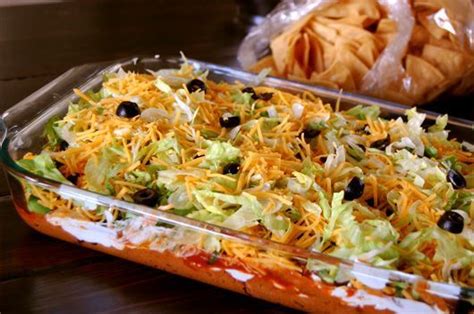 Layered No Bake Taco Dip With Refriend Beans And Cream Cheese I