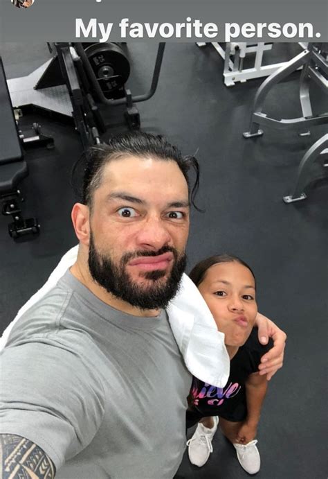 Wwe Roman Reigns And His Daughter Jojo In 2020 Roman Reigns Smile