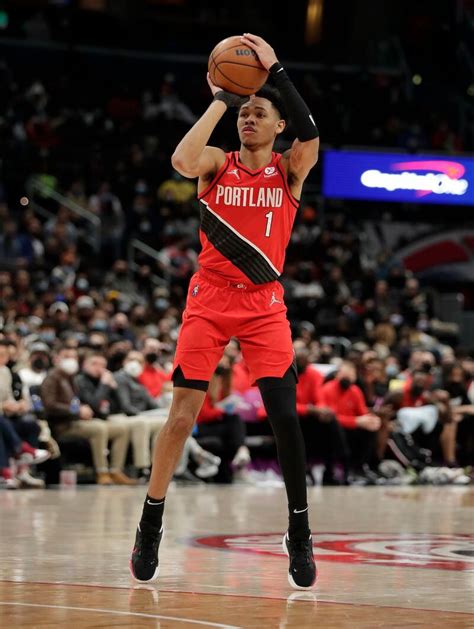 Trail Blazers Anfernee Simons Continues To Soar With Homecoming Next