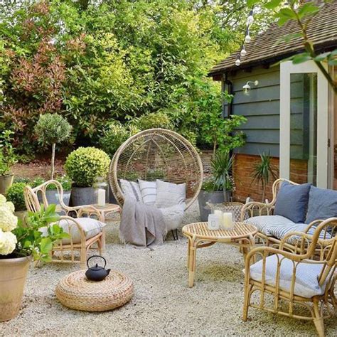 30 Modern Bohemian Garden Design Ideas For Backyard Homemydesign